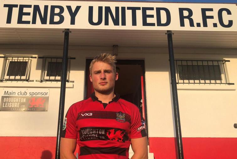 Oakley Milton - another talented teenager with The Seasiders